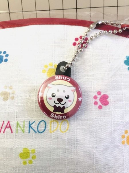 画像2: カラフル肉球ポーチ　シロ店長チャーム付き (2)