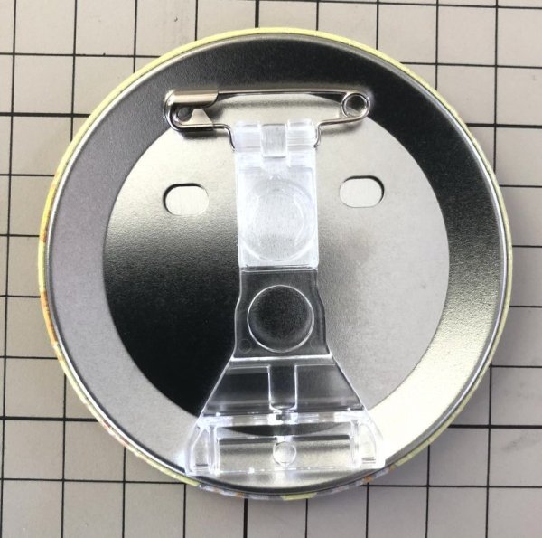 画像3: シロ店長76mmスタンド付き缶バッチ ひまわり (3)