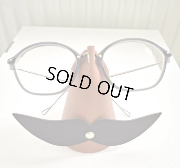 画像2: 柴田貞夫のメガネ置き ブラウン (2)